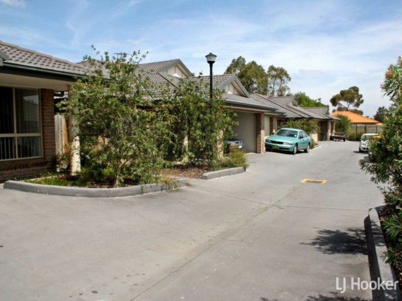 15/27-33 Eveleigh Court, Scone NSW 2337