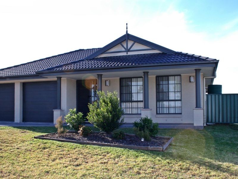 32 John Howe Circuit, Muswellbrook NSW 2333