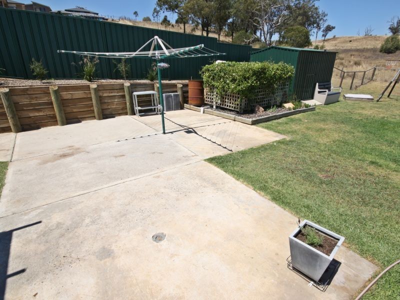 28 Chivers Cct, Muswellbrook NSW 2333