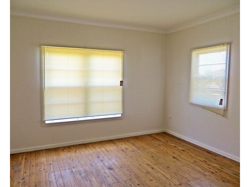 30 Forbes Street, Muswellbrook NSW 2333