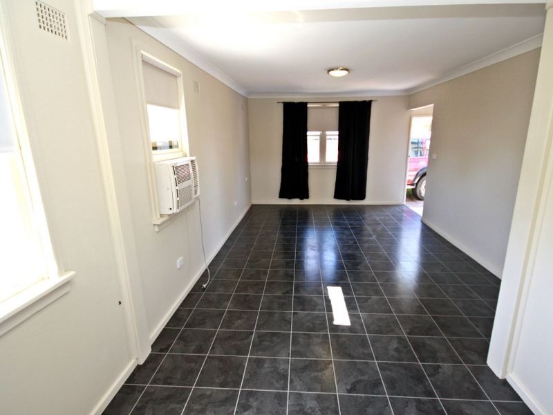 12 Tobruk Avenue, Muswellbrook NSW 2333
