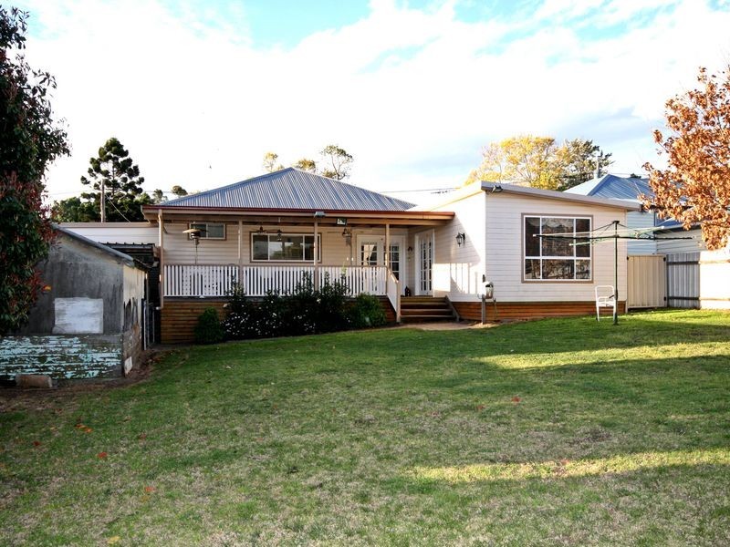 25 Brentwood Street, Muswellbrook NSW 2333