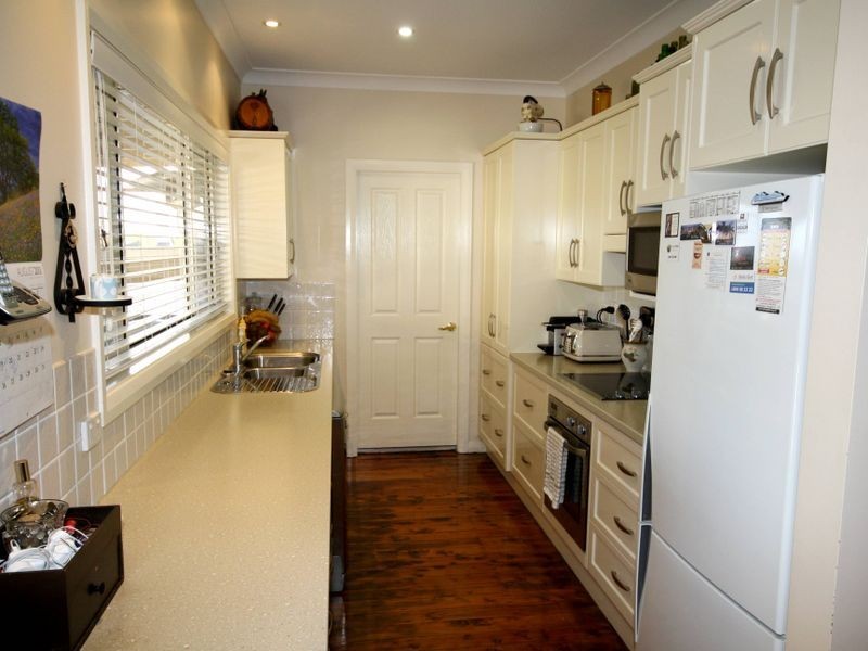 25 Brentwood Street, Muswellbrook NSW 2333