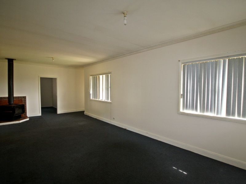 22 Mount Street, Aberdeen NSW 2336