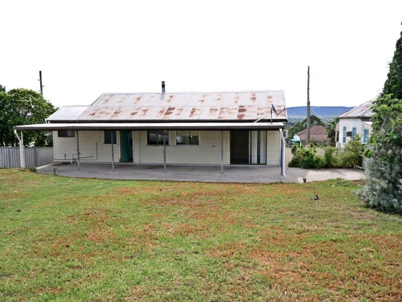 22 Mount Street, Aberdeen NSW 2336