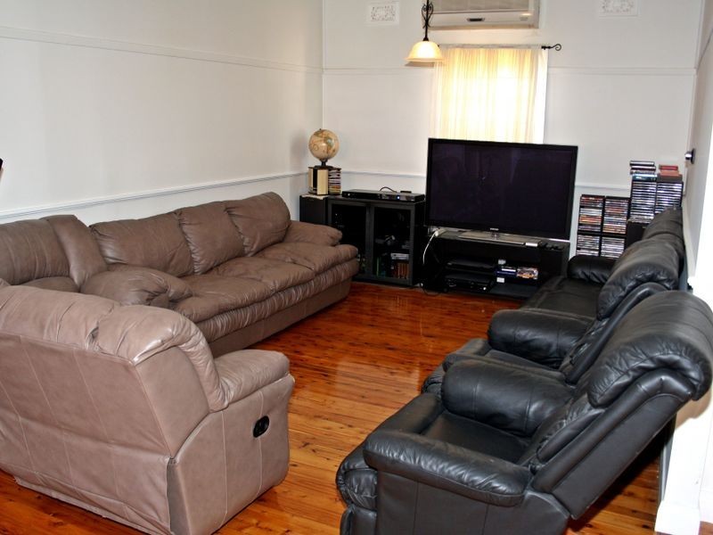 27 Clendinning Street, Muswellbrook NSW 2333