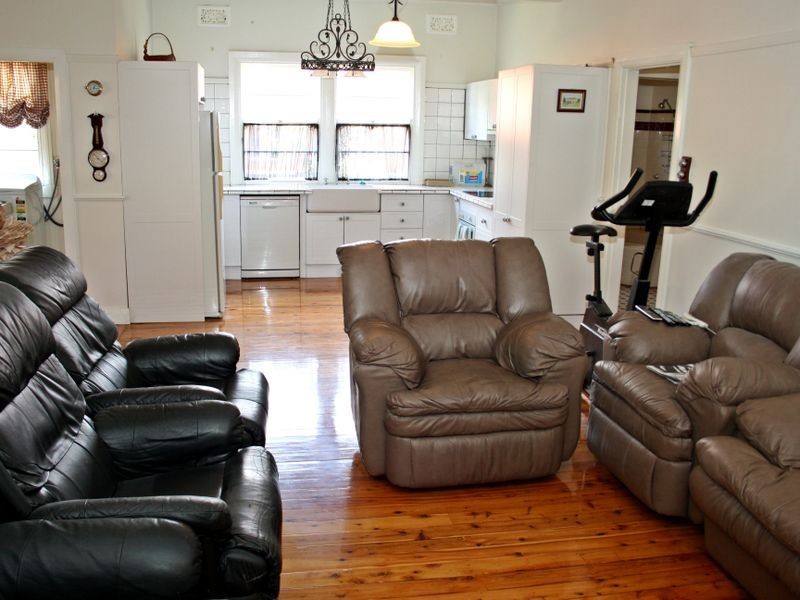 27 Clendinning Street, Muswellbrook NSW 2333