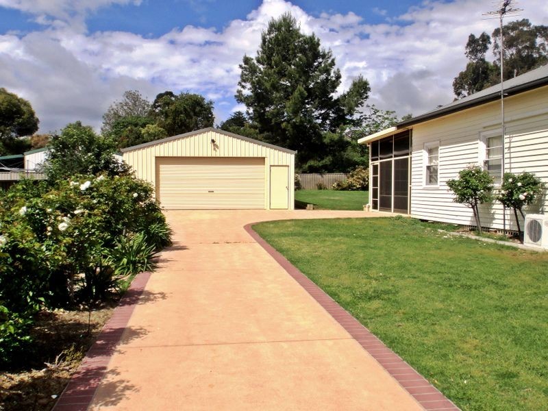 27 Clendinning Street, Muswellbrook NSW 2333