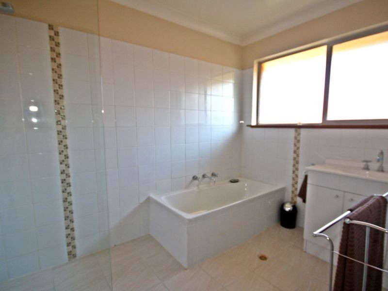 4 Waratah Close, Muswellbrook NSW 2333