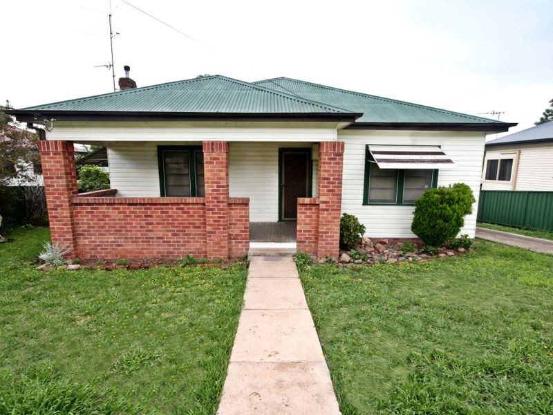 6 Manning Street, Muswellbrook NSW 2333