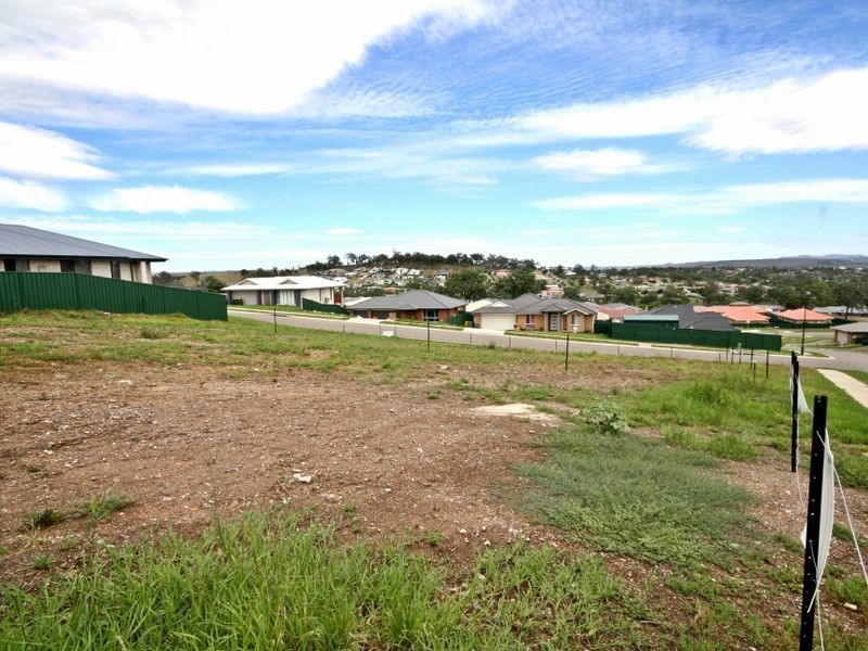 27 Dixon Circuit, Muswellbrook NSW 2333