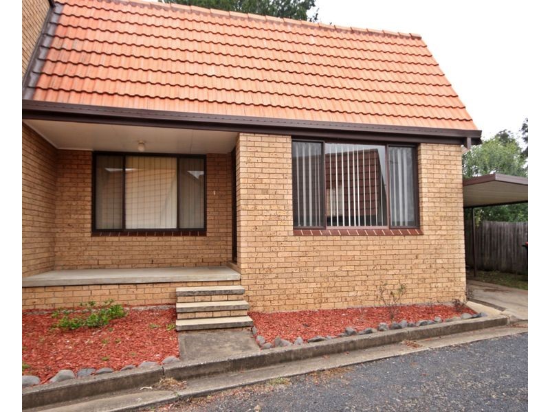 4/9 Joan Street, Scone NSW 2337
