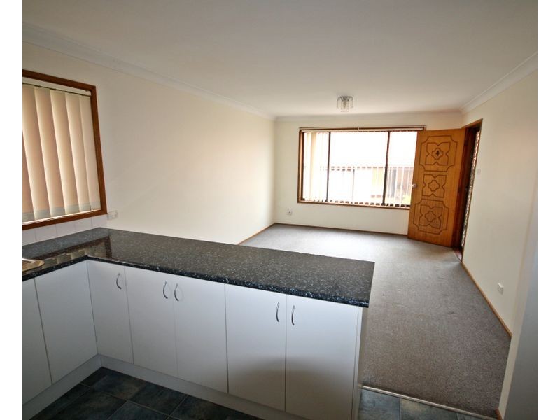 4/9 Joan Street, Scone NSW 2337