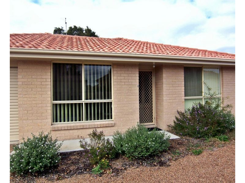 2/3 Acacia Drive, Muswellbrook NSW 2333