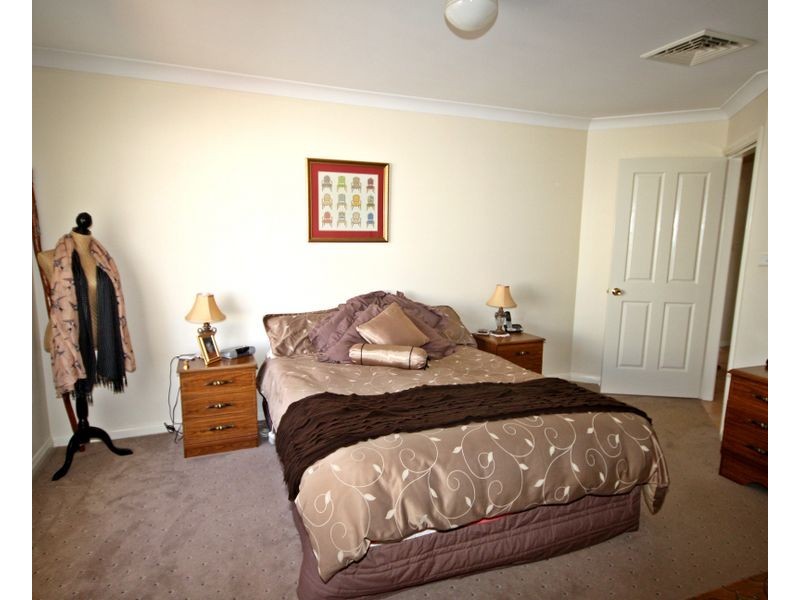 2 Ted Clay Street, Muswellbrook NSW 2333