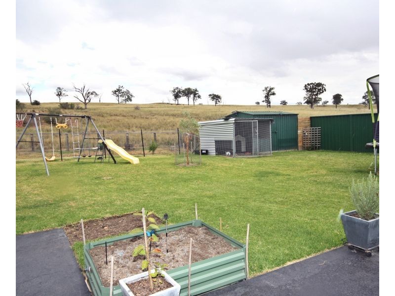 28 Chivers Circuit, Muswellbrook NSW 2333