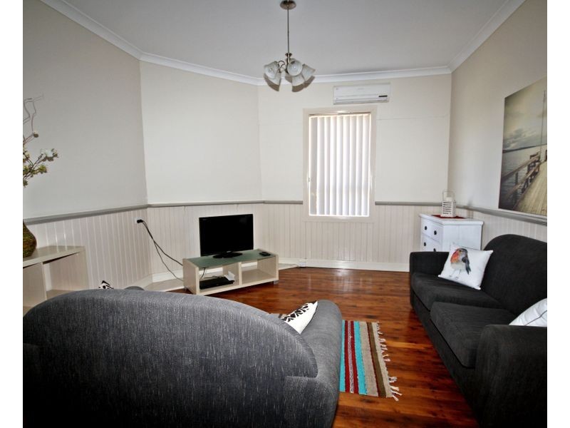 16 Haydon Street, Muswellbrook NSW 2333