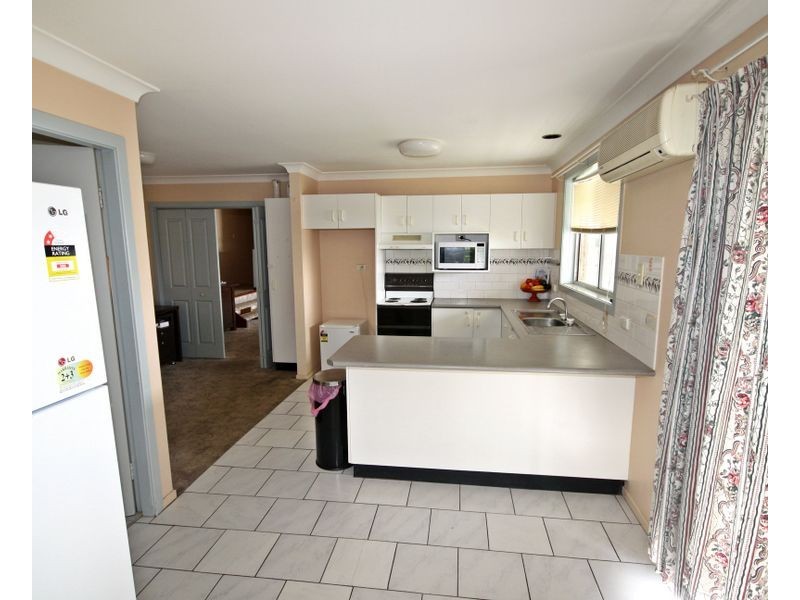 6 Jarrah Place, Muswellbrook NSW 2333