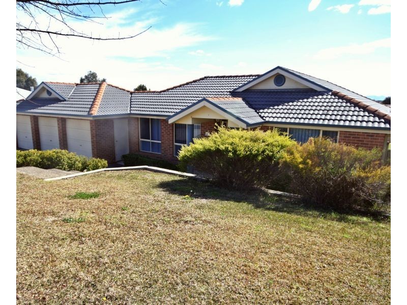 16 Edinglassie Drive, Muswellbrook NSW 2333