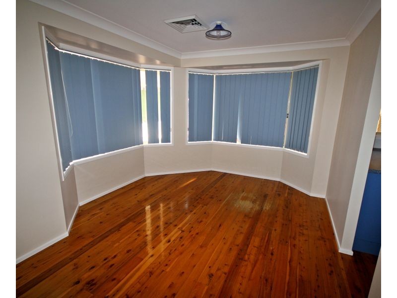16 Edinglassie Drive, Muswellbrook NSW 2333