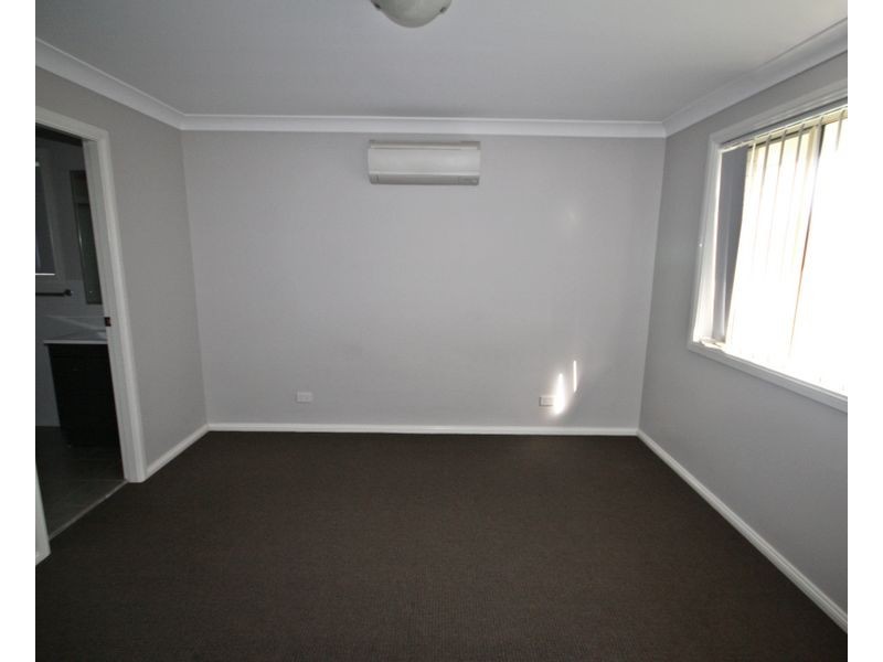 2/38 Chivers Circuit, Muswellbrook NSW 2333