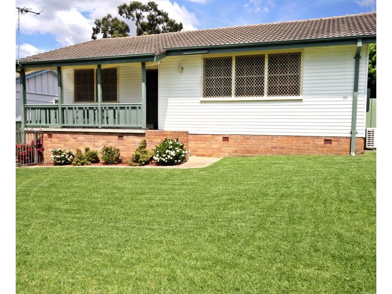 67 Tobruk Avenue, Muswellbrook NSW 2333