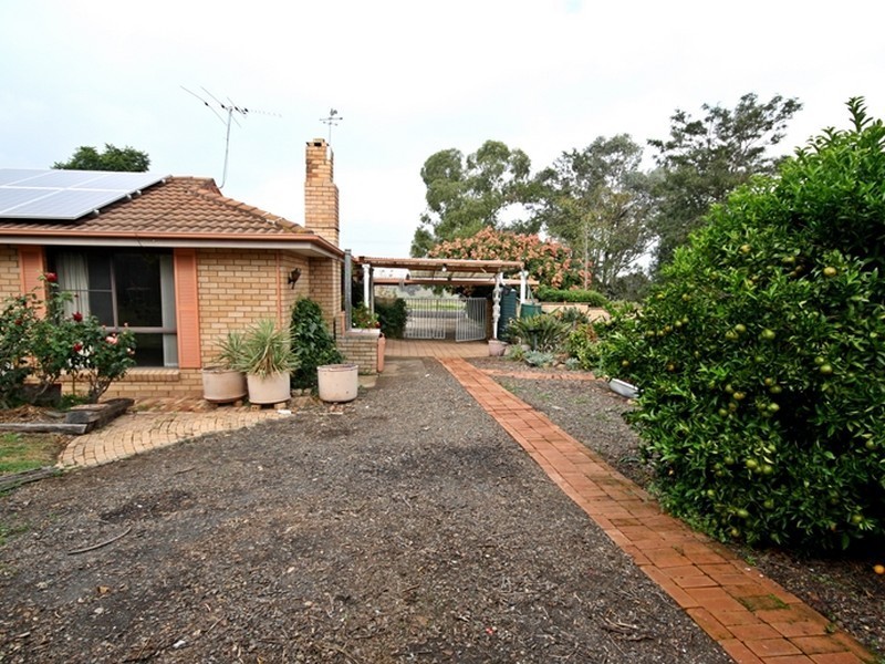 88 Perth Street, Aberdeen NSW 2336