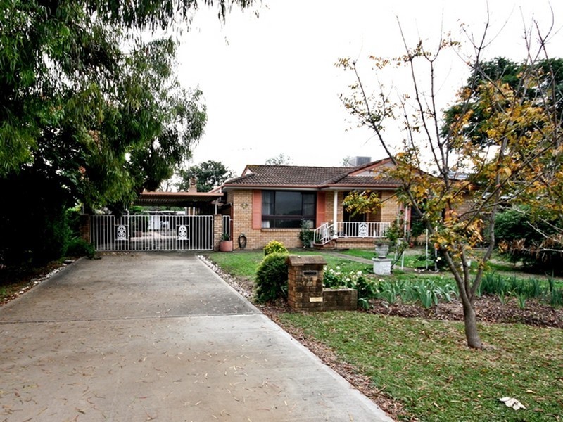 88 Perth Street, Aberdeen NSW 2336