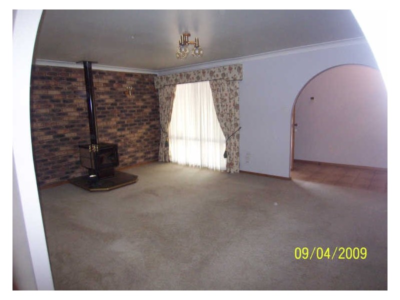 24 Mcclintock Drive, Muswellbrook NSW 2333