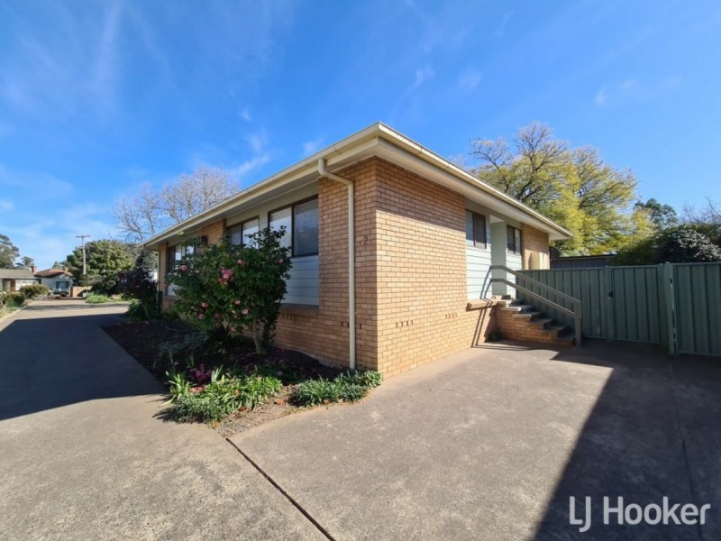 2/63 Ford Street, Muswellbrook NSW 2333