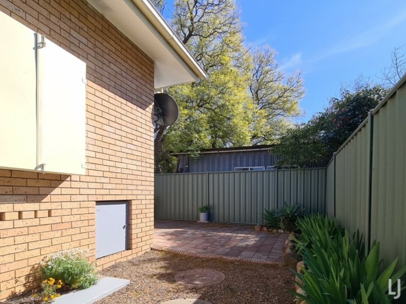2/63 Ford Street, Muswellbrook NSW 2333
