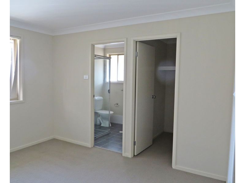 3/22-33 Eveleigh Court, Scone NSW 2337