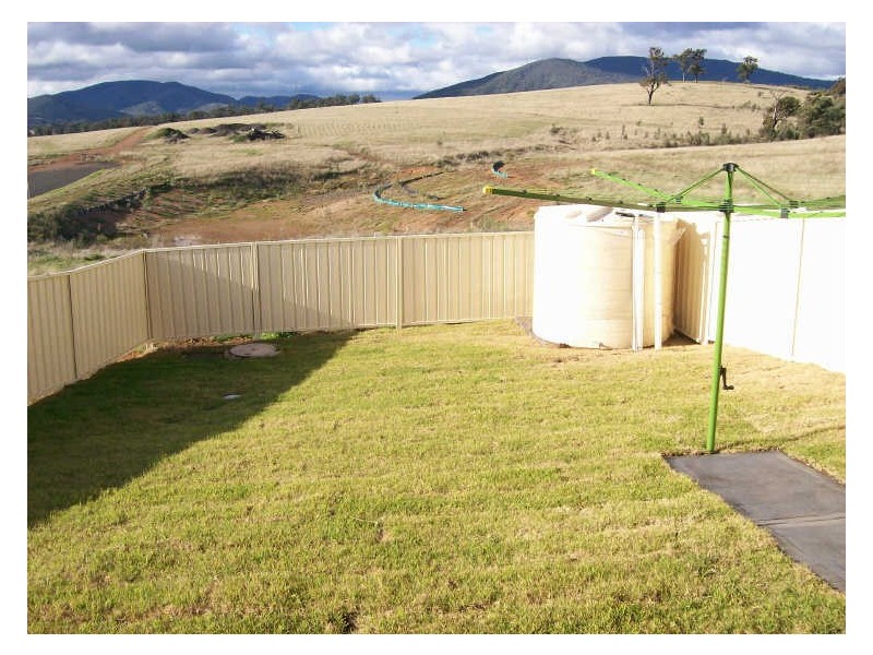 1/4 Northview Circuit, Muswellbrook NSW 2333