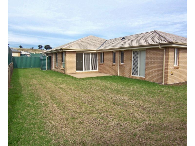 4 Henry Dangar Drive, Muswellbrook NSW 2333