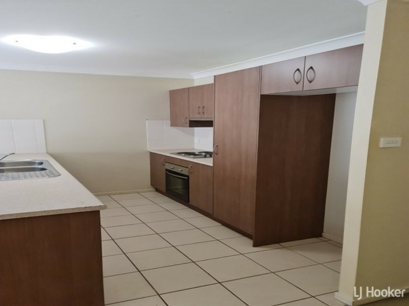19/27-33 Eveleigh Court, Scone NSW 2337