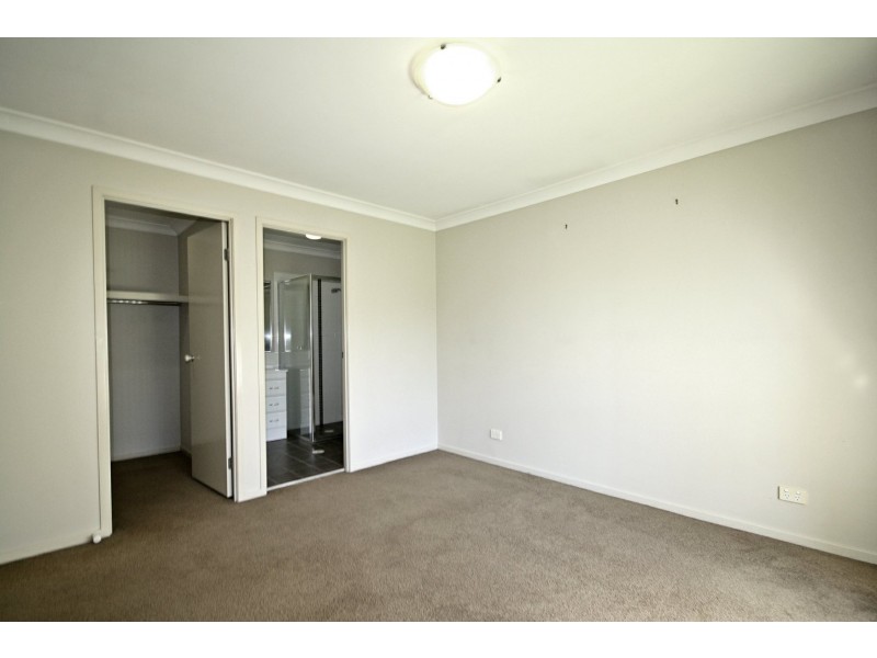 16 Bimbadeen Drive, Muswellbrook NSW 2333