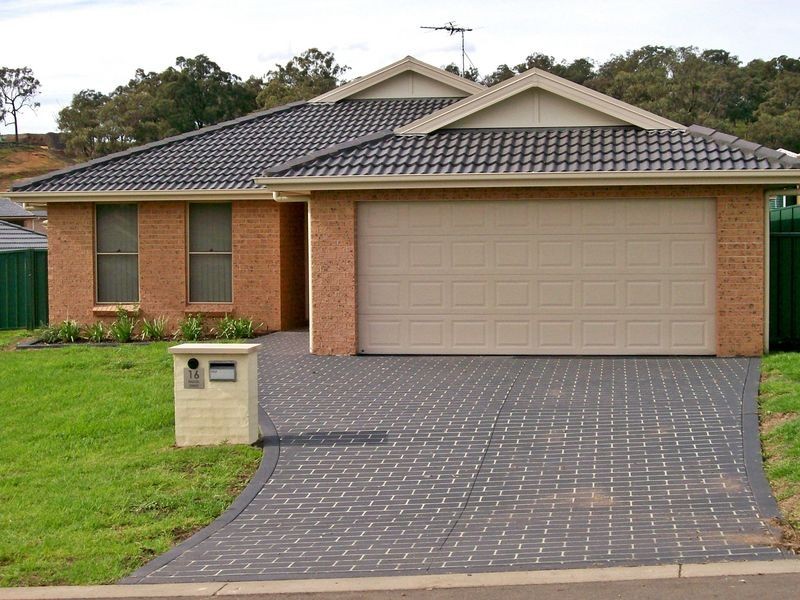 16 Mussel Street, Muswellbrook NSW 2333