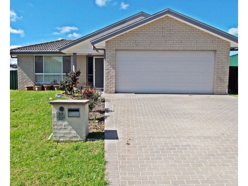 37 Wanaruah Circuit, Muswellbrook NSW 2333