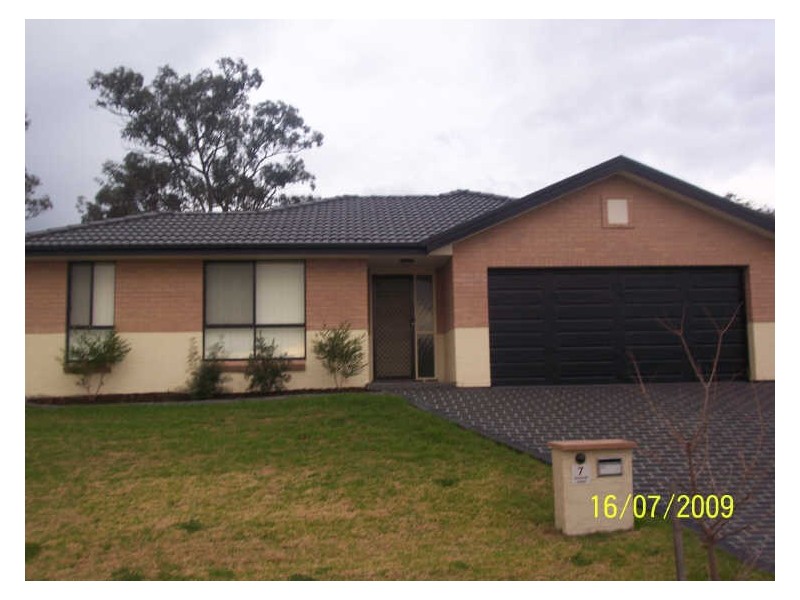 7 Belmore Street, Muswellbrook NSW 2333