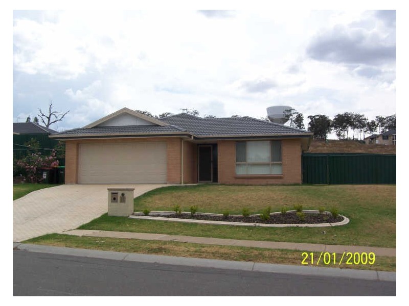 59 Bimbadeen Drive, Muswellbrook NSW 2333
