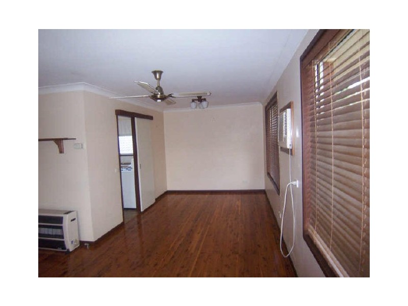 24 Peppermint Road, Muswellbrook NSW 2333