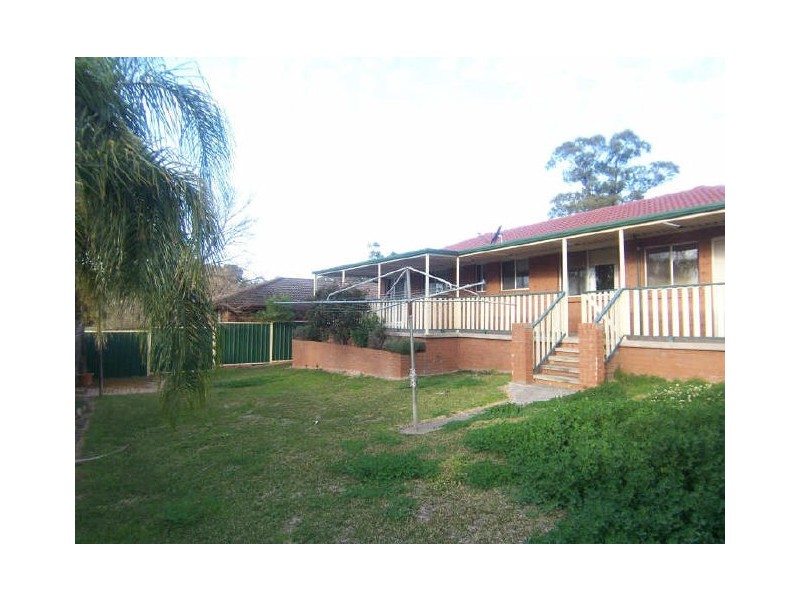 24 Peppermint Road, Muswellbrook NSW 2333