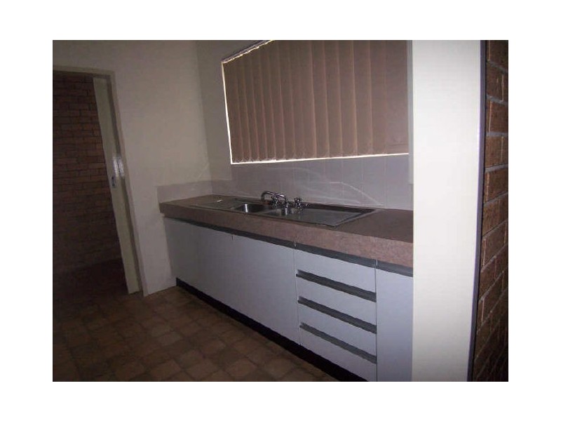 2/1 Clifford Street, Muswellbrook NSW 2333