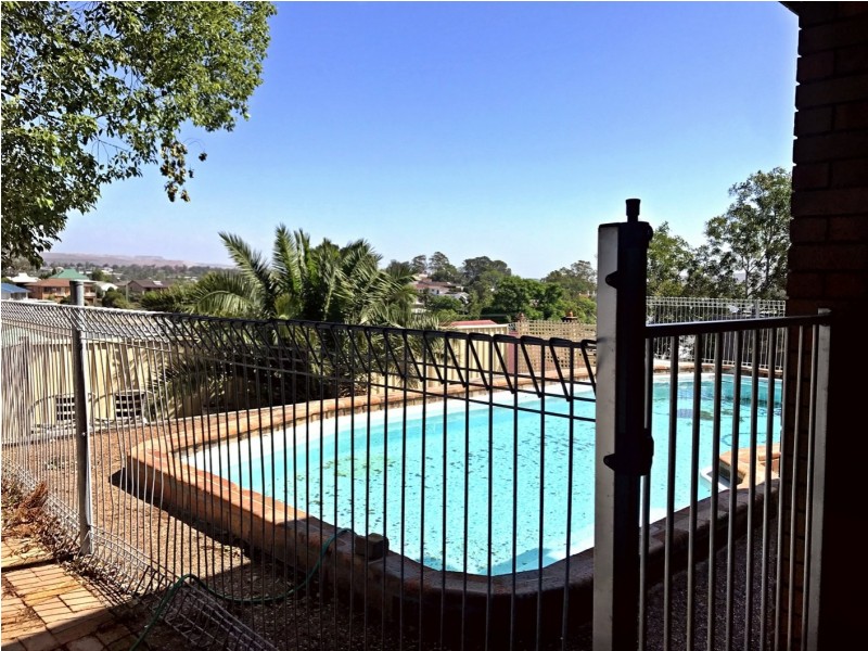 18 Carl Lane, Muswellbrook NSW 2333