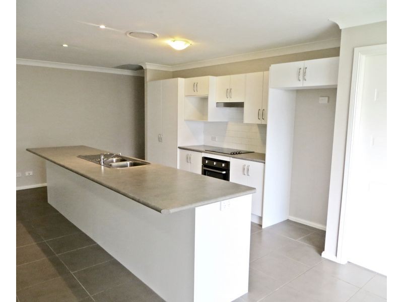 13 Day Street, Muswellbrook NSW 2333