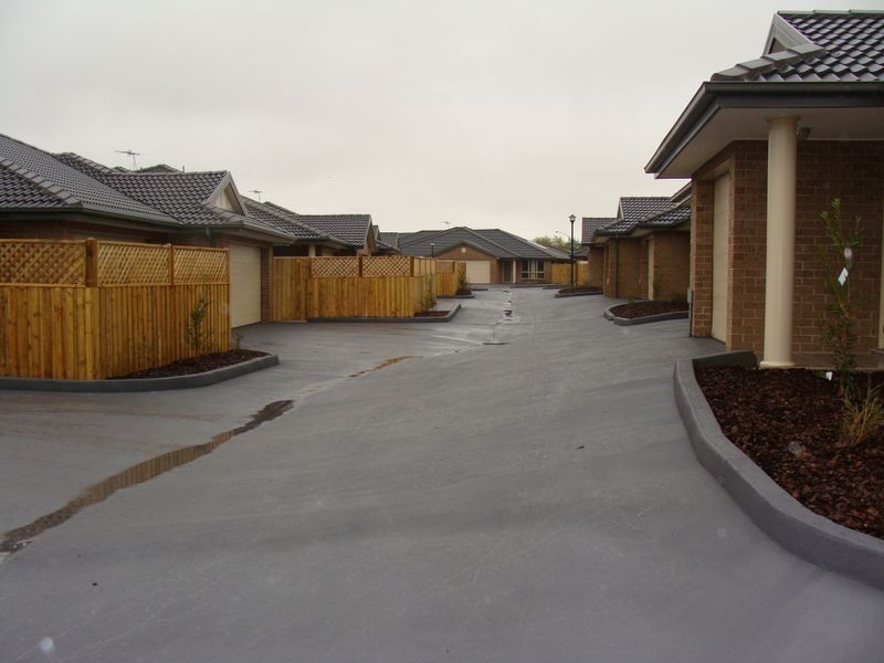 8/22-33 Eveleigh Court, Scone NSW 2337