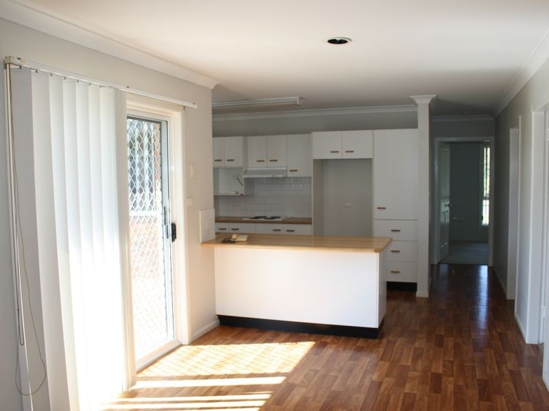 30 Claret Ave, Muswellbrook NSW 2333