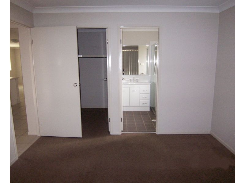 16 Bimbadeen Drive, Muswellbrook NSW 2333