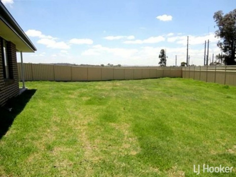 11 Kerrabee Close, Denman NSW 2328