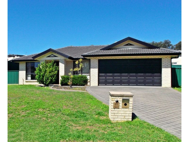 41 Bimbadeen Drive, Muswellbrook NSW 2333